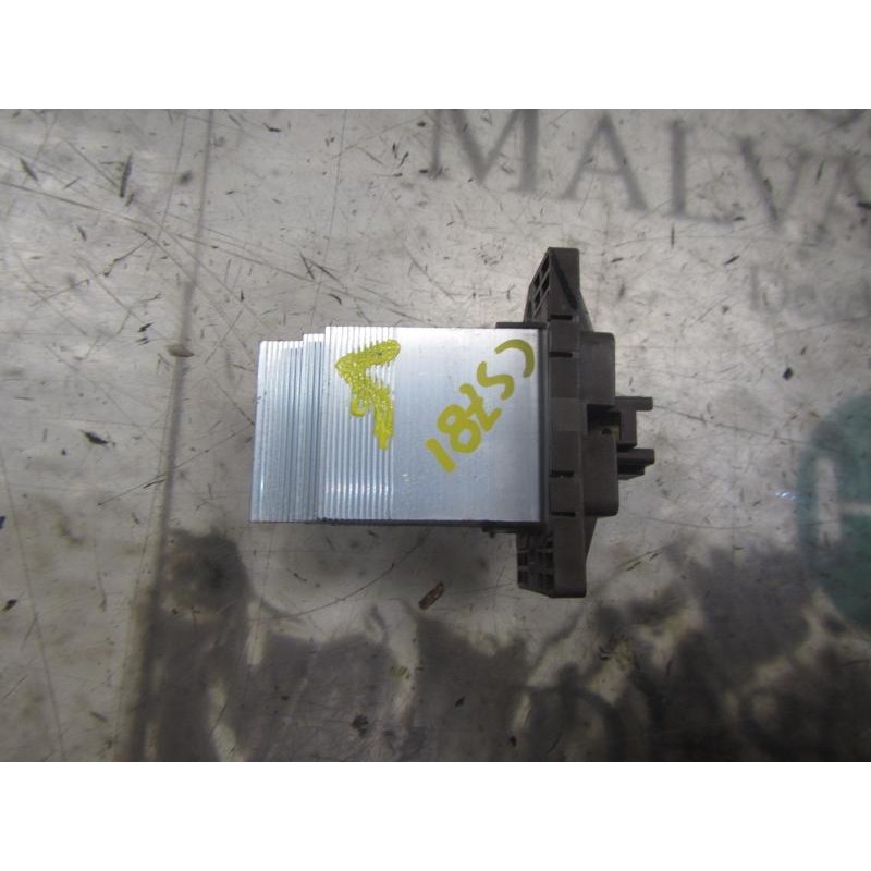 Recambio de resistencia calefaccion para kia cee´d emotion referencia OEM IAM 972351E000  