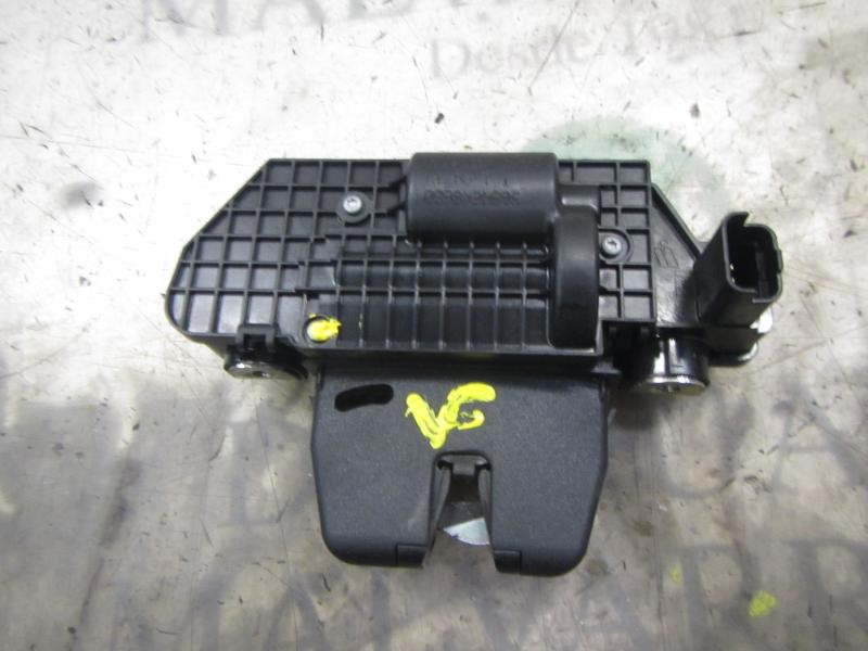 Recambio de cerradura maletero / porton para peugeot 208 1.2 12v vti referencia OEM IAM 8719F8  
