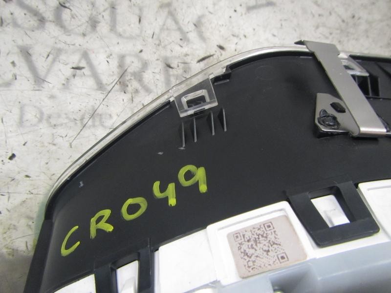 Recambio de cuadro instrumentos para peugeot 208 1.2 12v vti referencia OEM IAM 9801904780 9801904780H 