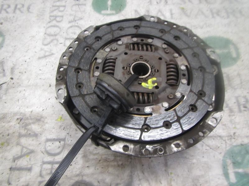 Recambio de kit embrague para seat ibiza (6j5) stylance / style referencia OEM IAM 03C141031  