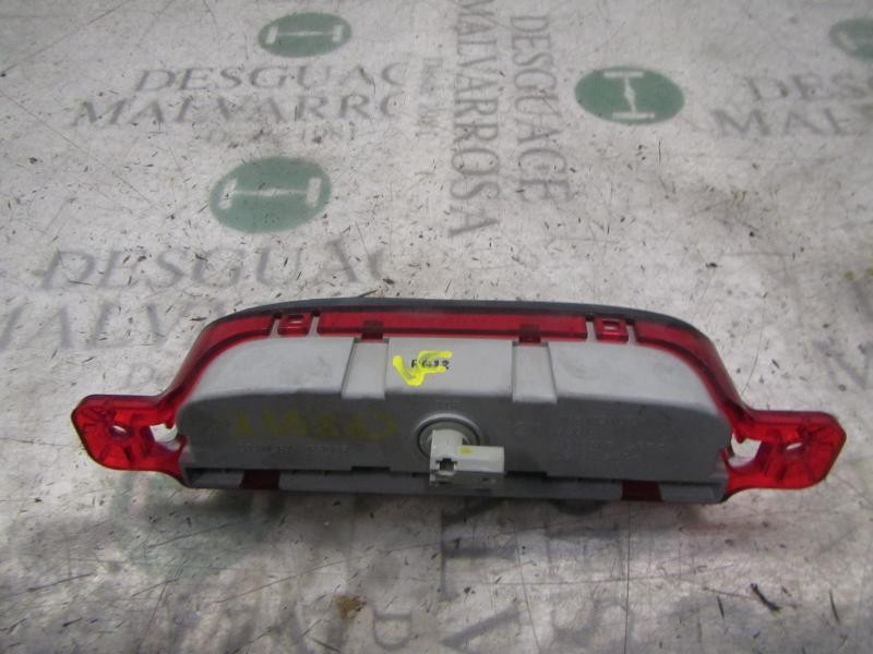 Recambio de piloto trasero central para mazda 3 berlina (bk) 1.6 crdt active referencia OEM IAM   