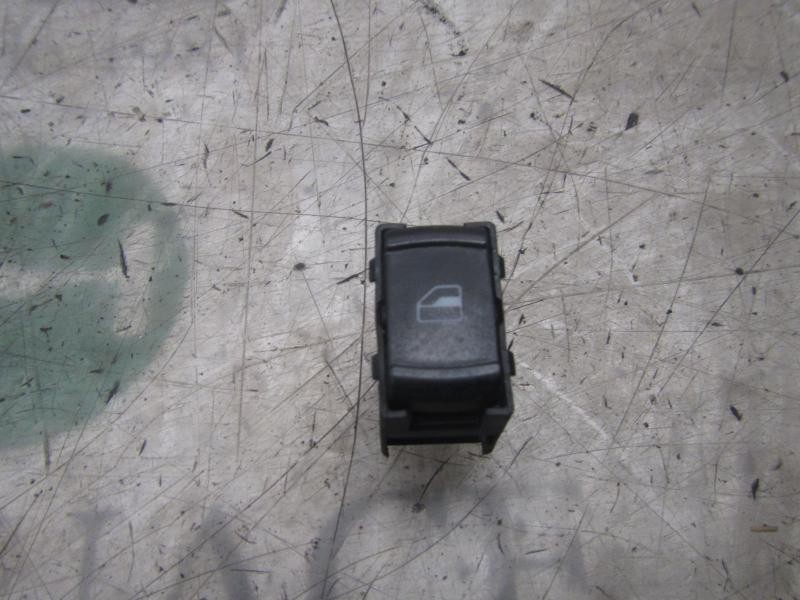 Recambio de mando elevalunas delantero derecho para volkswagen golf iv berlina (1j1) básico referencia OEM IAM   