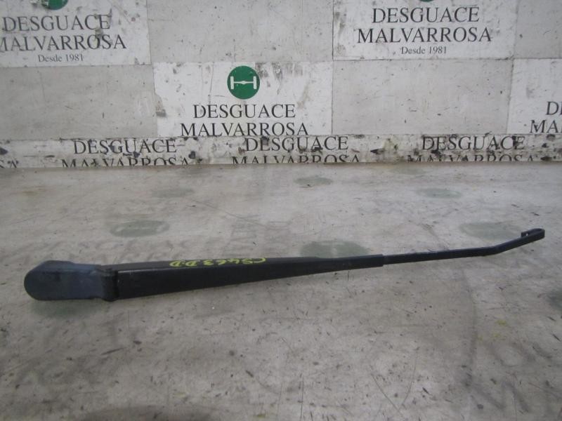 Recambio de brazo limpia delantero derecho para dacia logan 1.5 dci diesel cat referencia OEM IAM 288868767R  