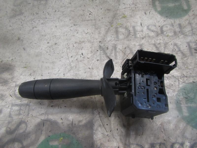 Recambio de mando limpia para dacia logan 1.5 dci diesel cat referencia OEM IAM 6001551355 8200792579 