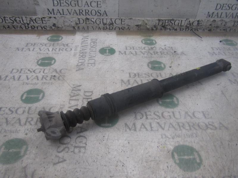 Recambio de amortiguador trasero izquierdo para peugeot 308 sport referencia OEM IAM 5206NG  