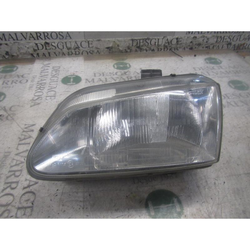 Recambio de faro izquierdo para renault megane i classic (la0) 1.9 d rn referencia OEM IAM   