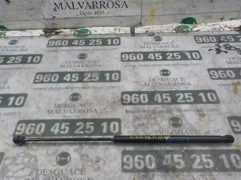 Recambio de amortiguadores maletero / porton para dacia sandero 1.6 cat referencia OEM IAM 8200735264  