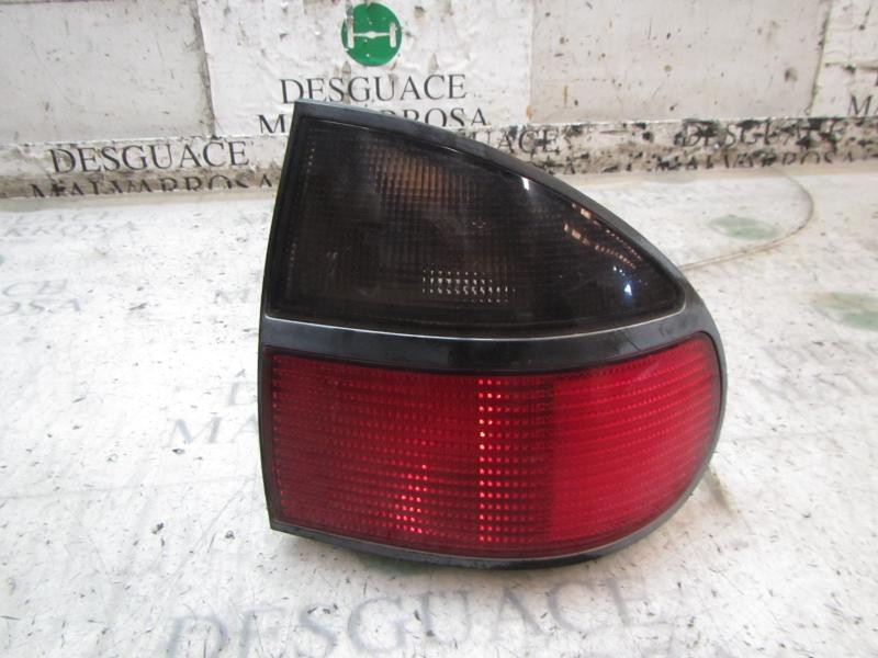 Recambio de piloto trasero derecho para renault laguna (b56) 2.2 dt rxe referencia OEM IAM   