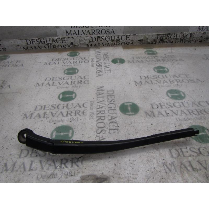 Recambio de brazo limpia delantero derecho para honda civic berlina 5 (fk) 2.2 ctdi referencia OEM IAM 76610SMGG01  