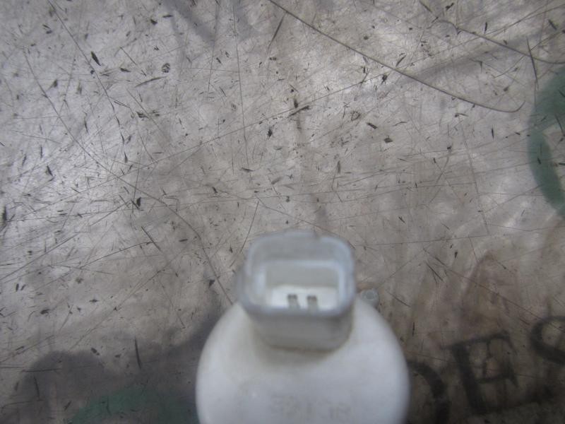 Recambio de bomba limpia para peugeot 308 sport referencia OEM IAM 643475  