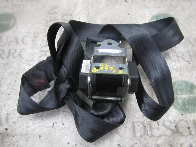 Recambio de cinturon seguridad trasero derecho para peugeot 308 sport referencia OEM IAM 8975N1  