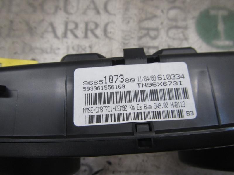 Recambio de cuadro instrumentos para peugeot 308 sport referencia OEM IAM 9806132380  