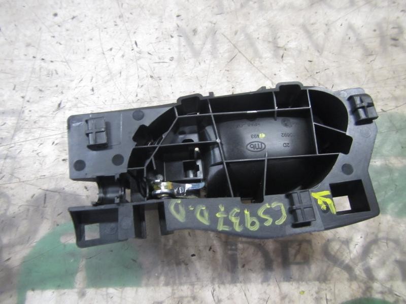 Recambio de maneta interior delantera derecha para peugeot 308 sport referencia OEM IAM 9144C8  