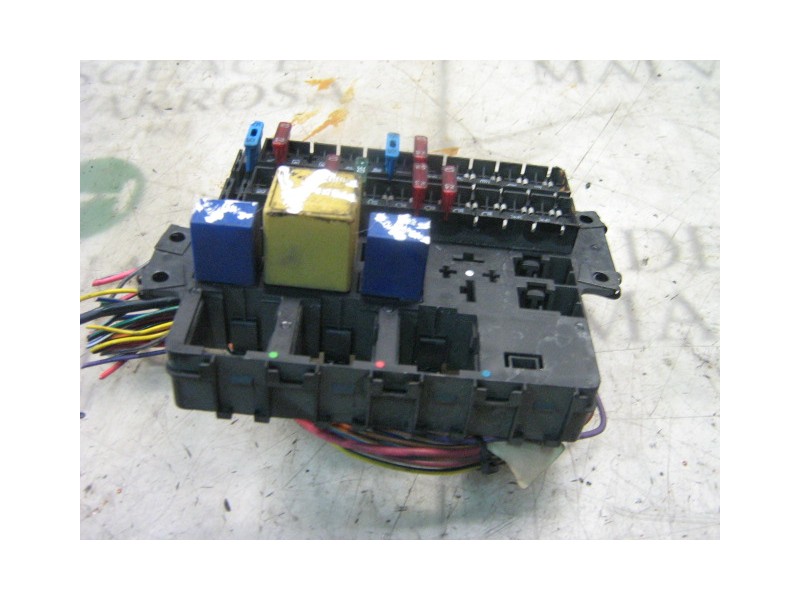 Recambio de caja reles / fusibles para fiat fiorino (255) 1.7 diesel referencia OEM IAM   