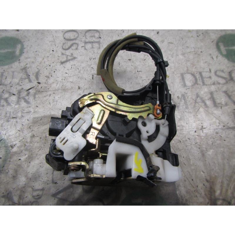 Recambio de cerradura puerta trasera derecha para mitsubishi grandis (na0w) 2.0 di-d instyle referencia OEM IAM MN167700  