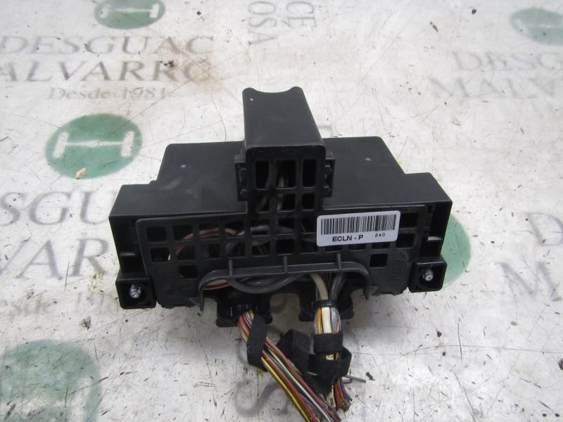 Recambio de caja reles / fusibles para ford fiesta (cb1) trend referencia OEM IAM   