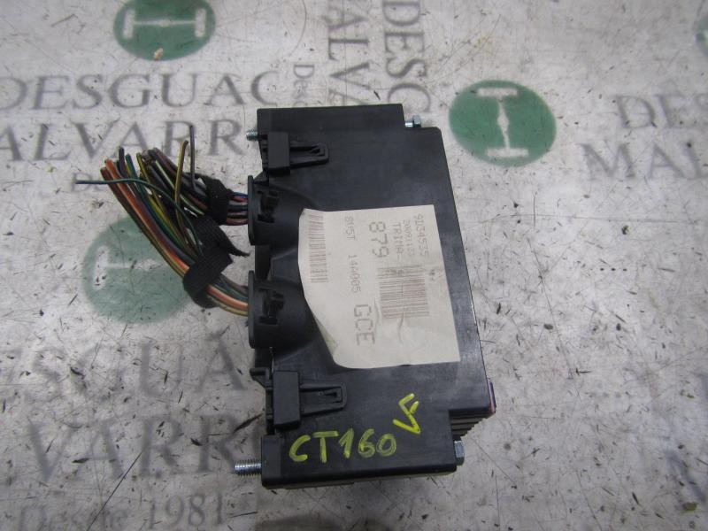 Recambio de caja reles / fusibles para ford fiesta (cb1) trend referencia OEM IAM   