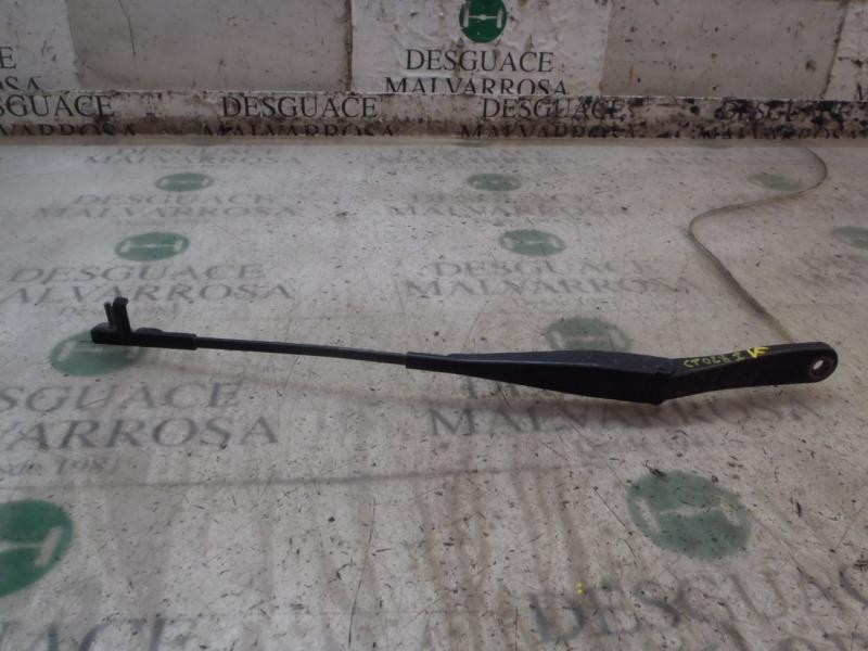 Recambio de brazo limpia delantero izquierdo para opel astra h ber. 1.6 16v referencia OEM IAM   