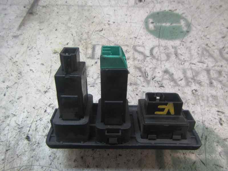 Recambio de mando retrovisor para kia rio ipanema berlina referencia OEM IAM   