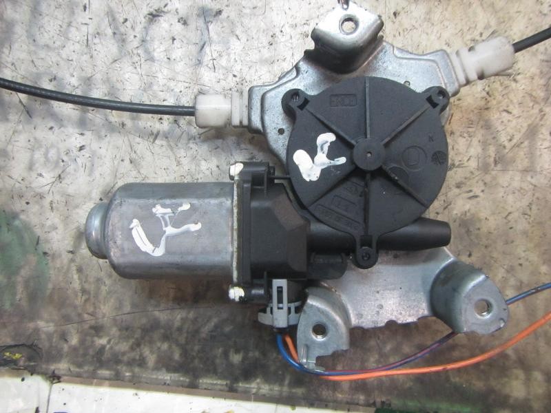 Recambio de elevalunas trasero derecho para nissan primera berlina (p12) acenta referencia OEM IAM   