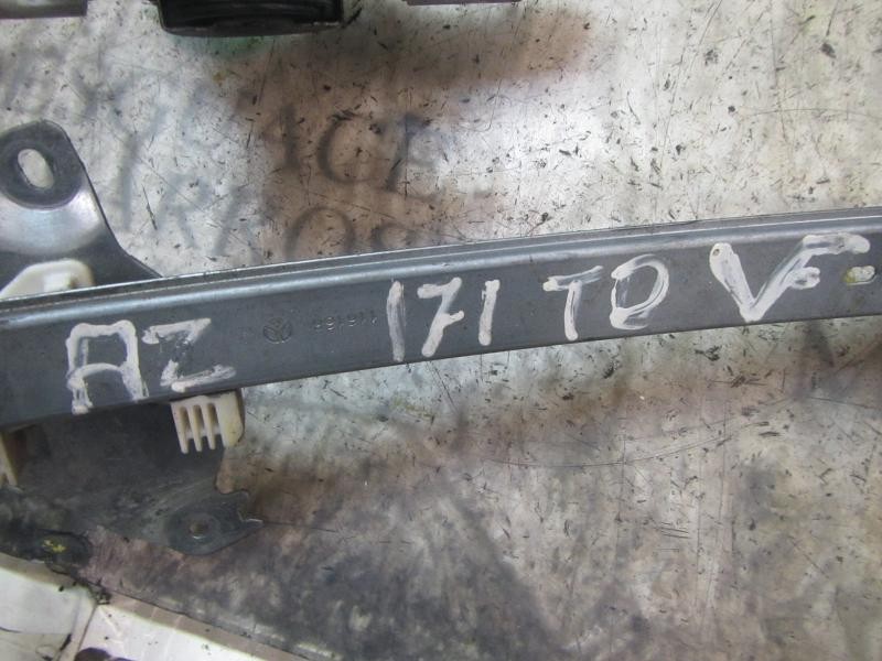 Recambio de elevalunas trasero derecho para nissan primera berlina (p12) acenta referencia OEM IAM   