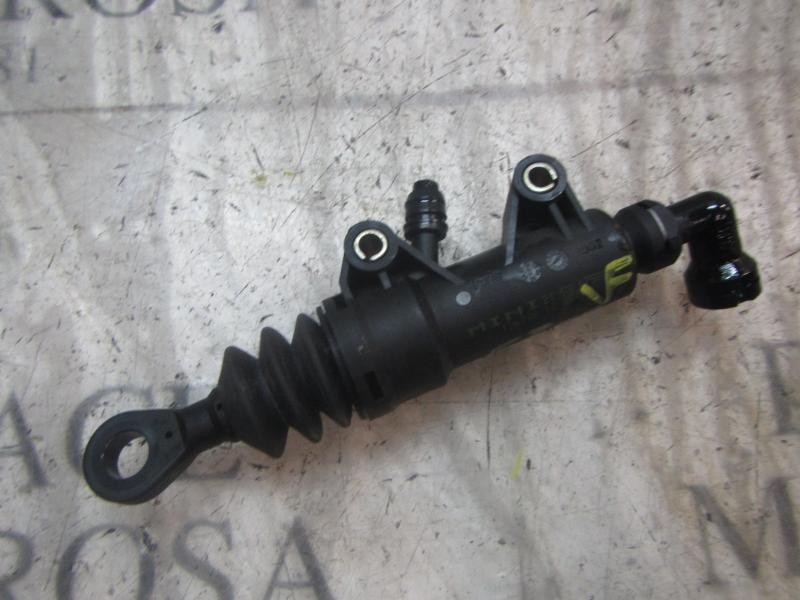 Recambio de bomba embrague para mini mini (r50,r53) one referencia OEM IAM 21526774078 21526774078 
