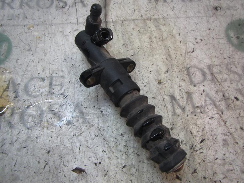 Recambio de bombin embrague para peugeot 307 berlina (s2) x-line referencia OEM IAM   