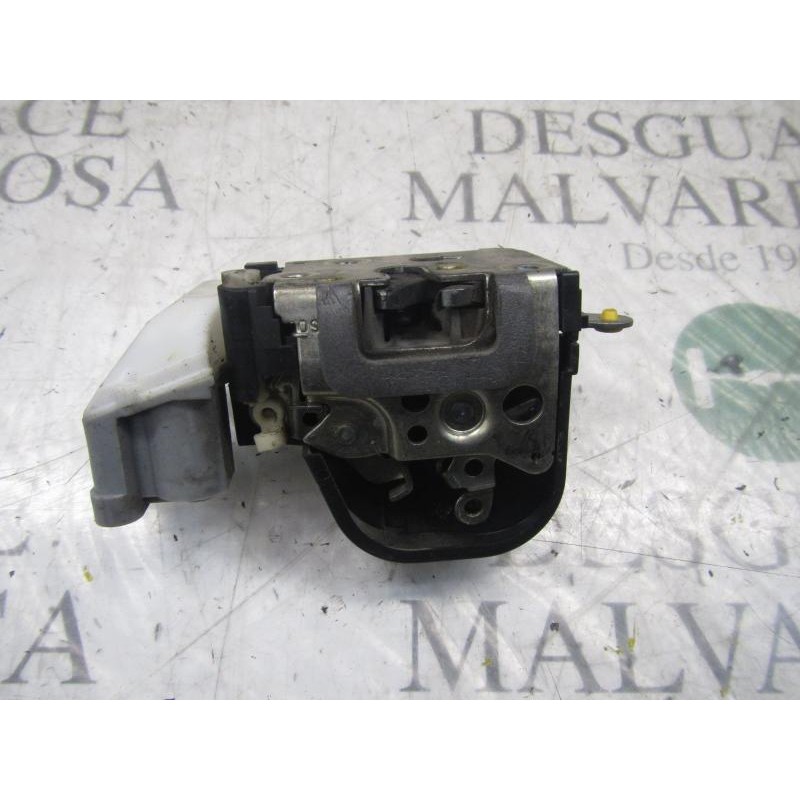 Recambio de cerradura puerta trasera izquierda para alfa romeo 147 (190) 1.6 16v cat referencia OEM IAM 46557035  