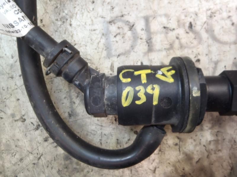 Recambio de bomba embrague para nissan note (e11e) acenta referencia OEM IAM 30610AX715  