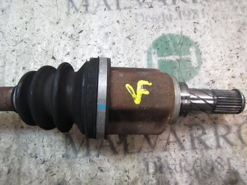 Recambio de transmision derecha para nissan note (e11e) acenta referencia OEM IAM 391001U600  