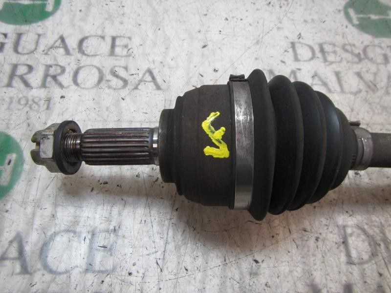 Recambio de transmision izquierda para nissan note (e11e) acenta referencia OEM IAM 39101BC55A  