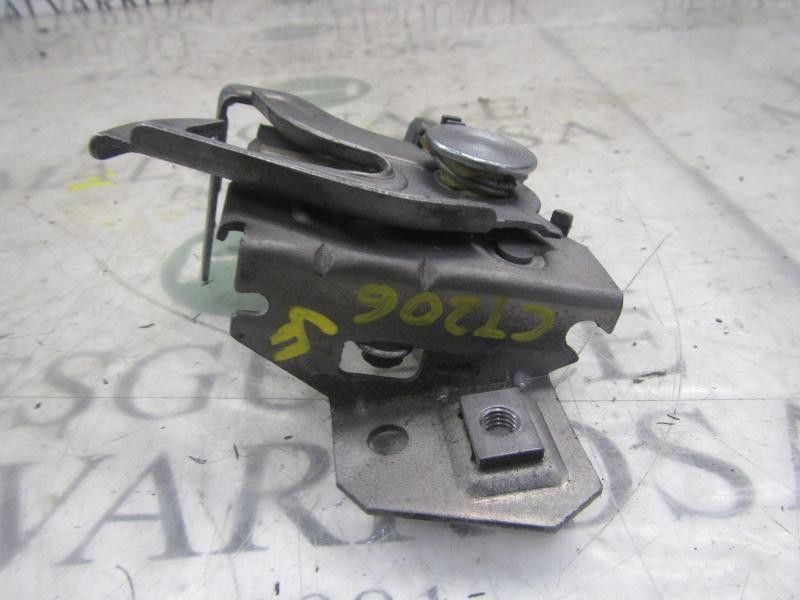 Recambio de cerradura capot para volvo v50 familiar 1.6 d kinetic referencia OEM IAM 30716529  