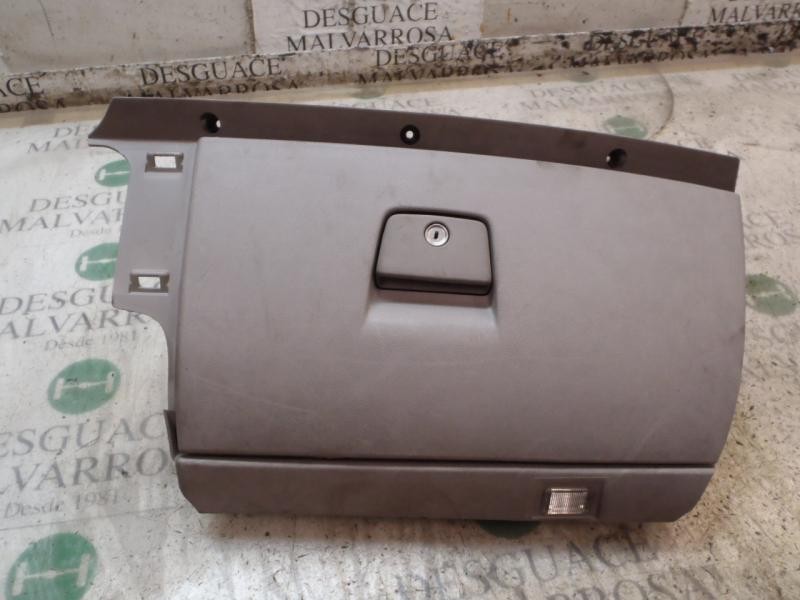 Recambio de guantera para volvo v50 familiar 1.6 d kinetic referencia OEM IAM 39867570  