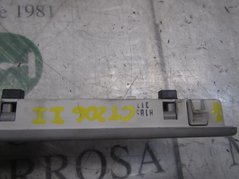 Recambio de piloto interior para volvo v50 familiar 1.6 d kinetic referencia OEM IAM 8620102  