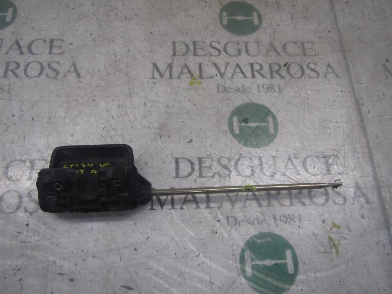 Recambio de maneta interior lateral derecha para volkswagen caddy ka/kb (2k) kombi referencia OEM IAM 7H0843642D9B9  