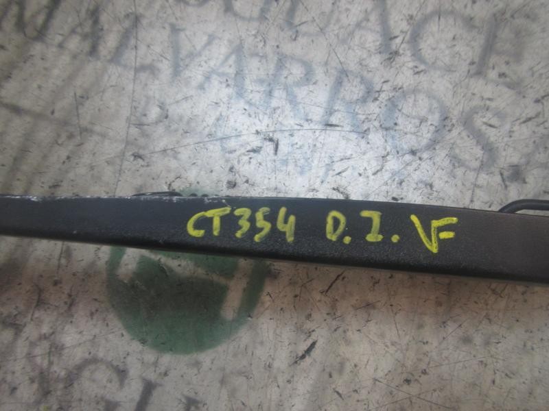 Recambio de brazo limpia delantero izquierdo para citroën c4 berlina 1.6 16v hdi referencia OEM IAM   