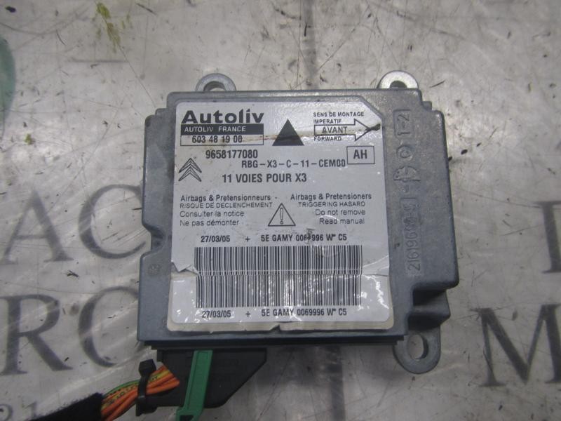 Recambio de centralita airbag para citroën c5 berlina exclusive referencia OEM IAM   