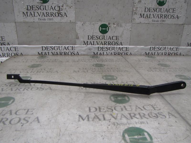 Recambio de brazo limpia delantero izquierdo para peugeot 308 sw sport referencia OEM IAM   