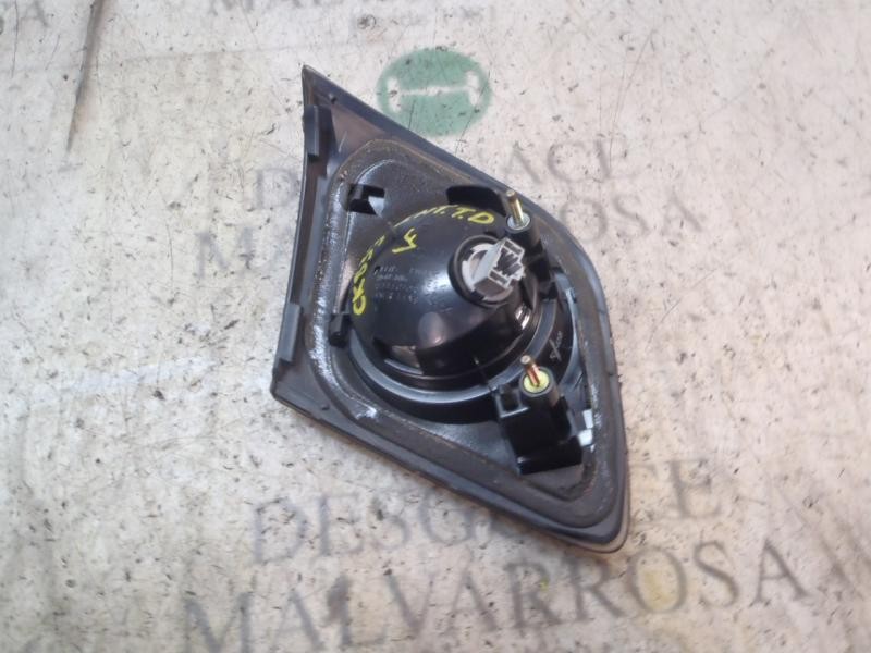 Recambio de piloto trasero derecho interior para mazda 3 berlina (bk) 1.6 crdt active referencia OEM IAM   