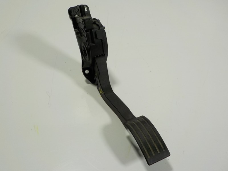 Recambio de potenciometro pedal para ford kuga (cbs) 2.0 tdci cat referencia OEM IAM 1872196 F1DC9F386AA 