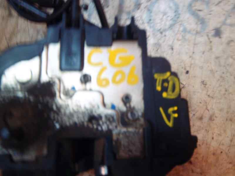 Recambio de cerradura puerta trasera derecha para renault clio iii exception 2 referencia OEM IAM 8200300129  