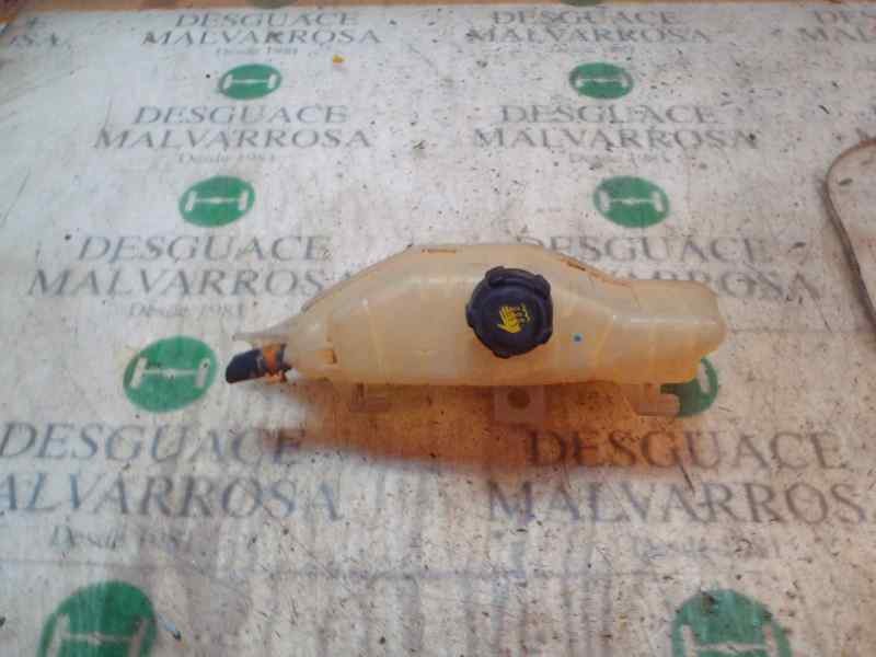 Recambio de deposito expansion para renault clio iii exception 2 referencia OEM IAM 7701477290  