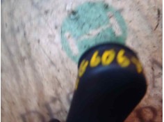 Recambio de maneta elevalunas trasera izquierda para renault clio iii exception 2 referencia OEM IAM 8200030794   2