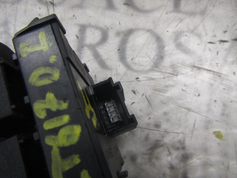 Recambio de mando elevalunas delantero izquierdo para audi a3 (8l) 1.9 tdi ambiente referencia OEM IAM   