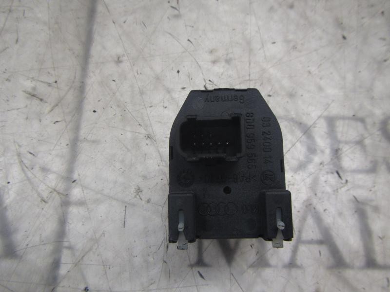 Recambio de mando retrovisor para audi a3 (8l) 1.9 tdi ambiente referencia OEM IAM   