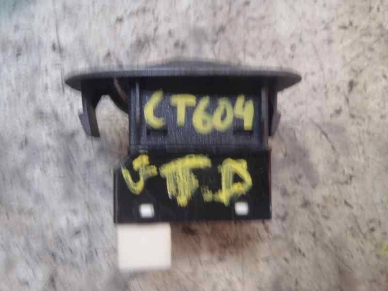 Recambio de mando elevalunas trasero derecho para hyundai accent (lc) gl 4p referencia OEM IAM   