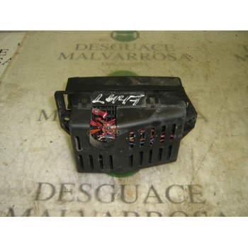 CAJA RELES / FUSIBLES 