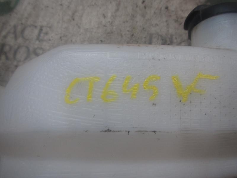 Recambio de deposito limpia para dacia sandero 1.2 16v cat referencia OEM IAM 8200609549  