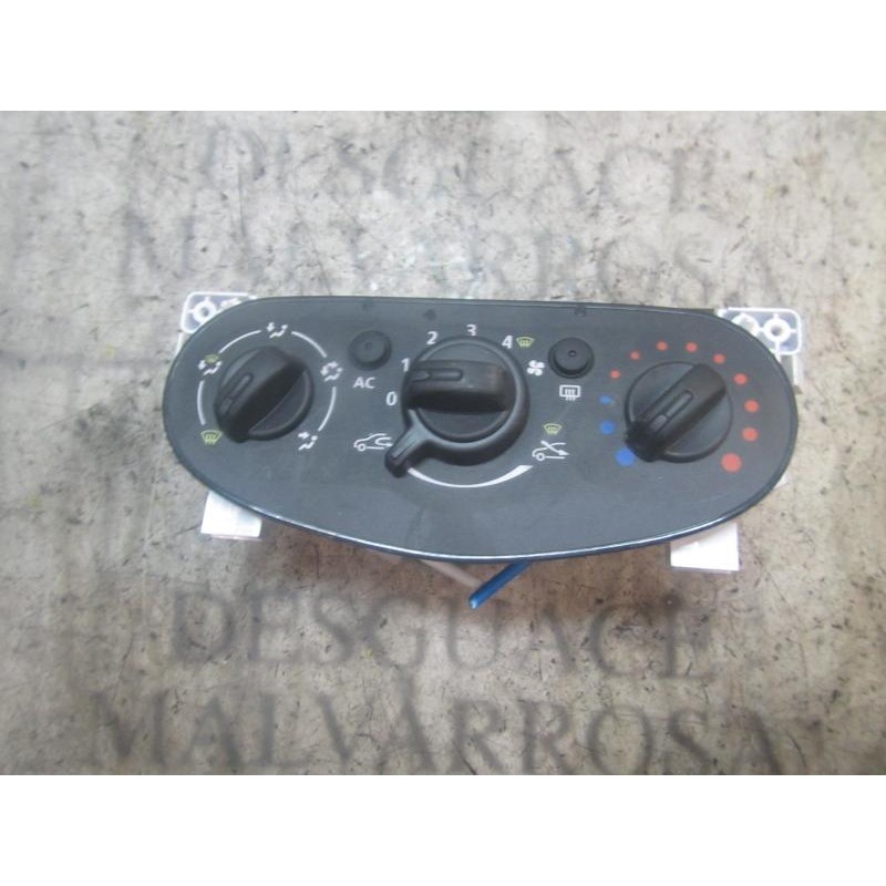 Recambio de mando calefaccion / aire acondicionado para dacia sandero 1.2 16v cat referencia OEM IAM 275101924R  