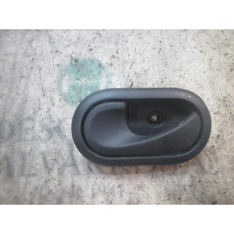 Recambio de maneta interior trasera izquierda para dacia sandero 1.2 16v cat referencia OEM IAM 8200733848  